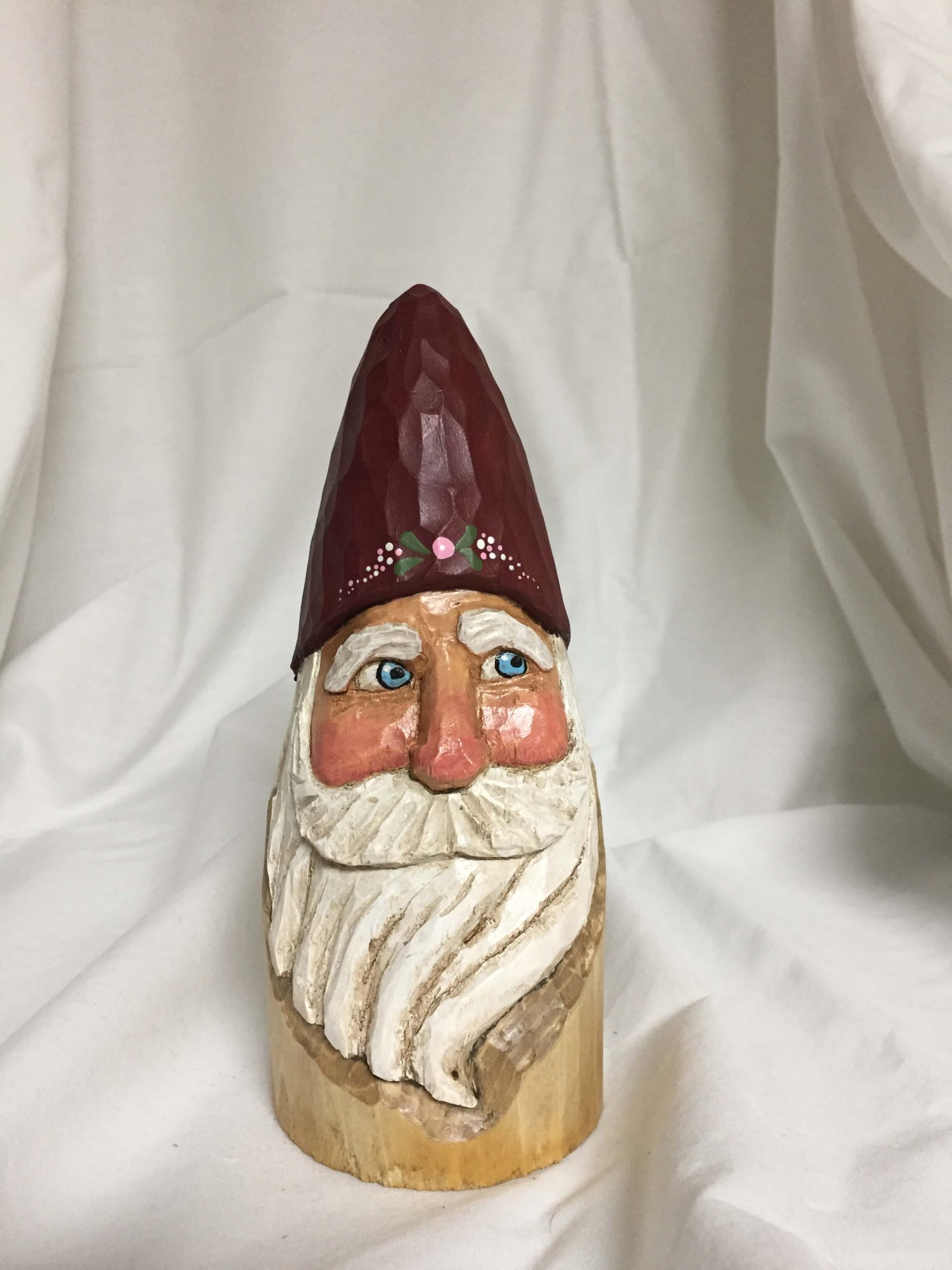 Woodland Gnome (b10) – Carved Santa’s